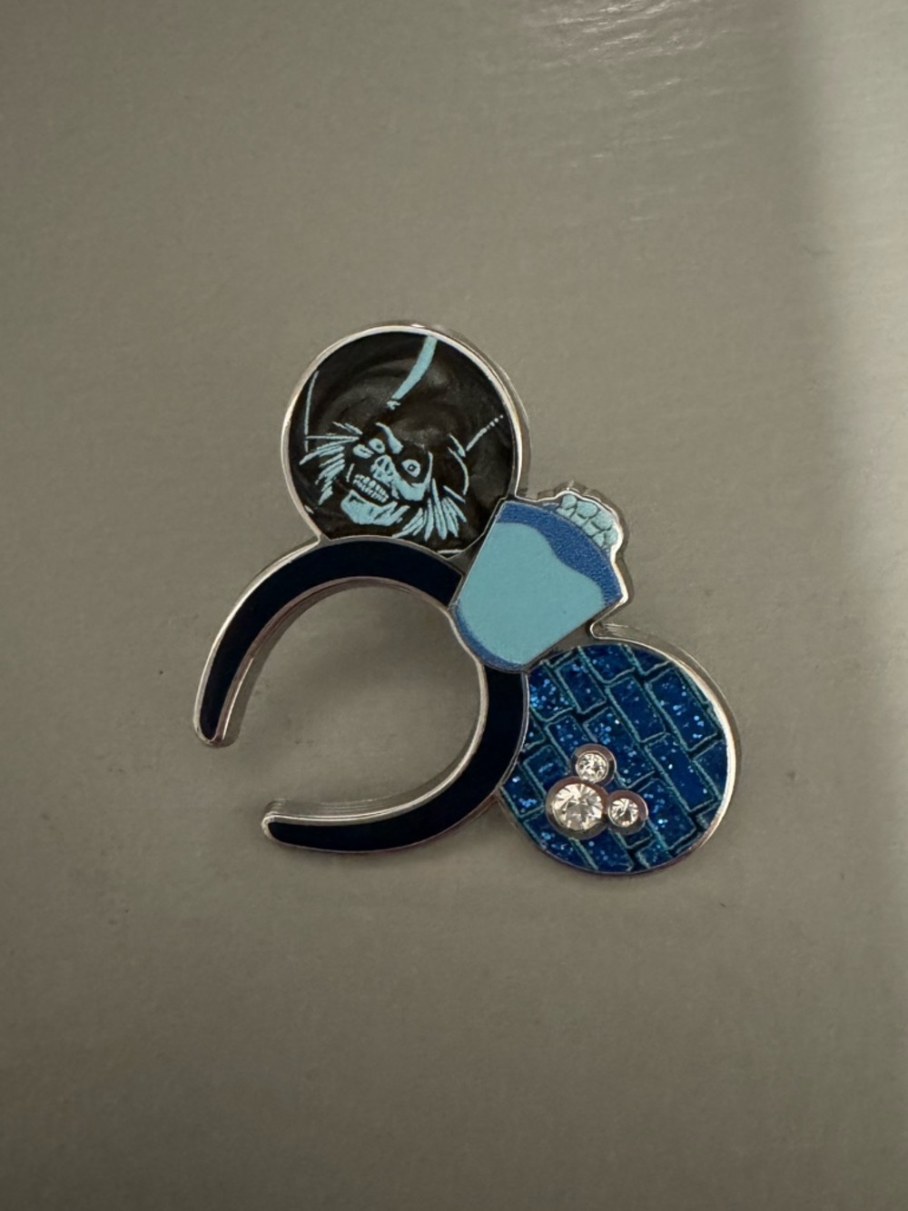 2026 WDW hidden Mickey mystery pin set - SUPER CHASER
